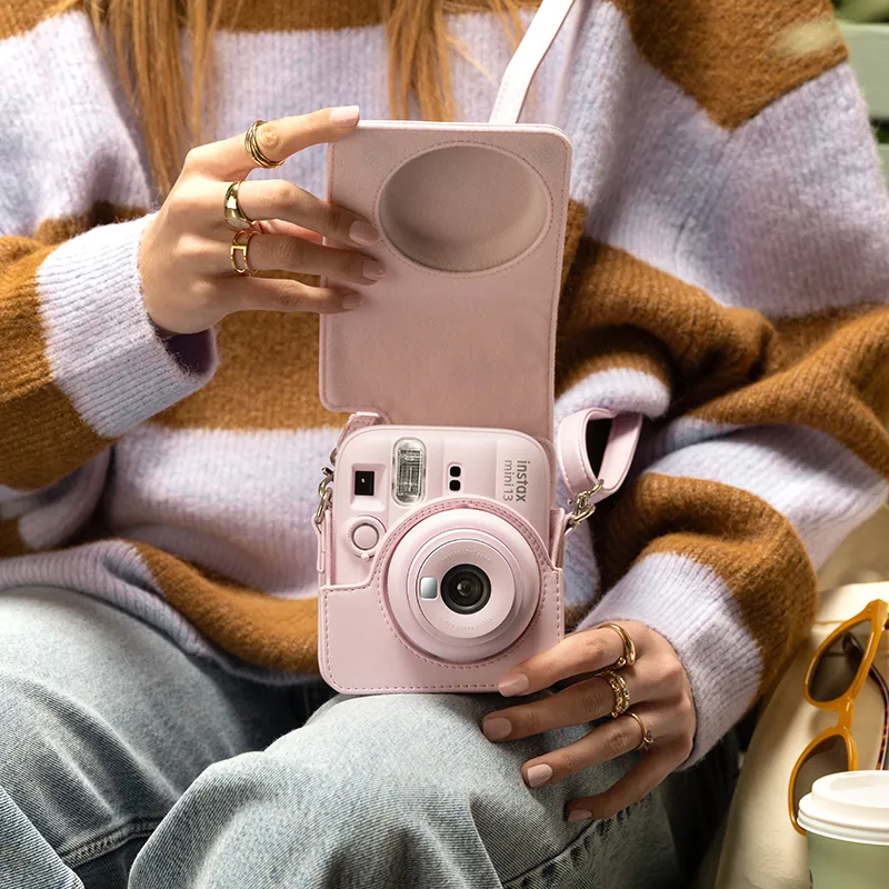 mini 13 lifestyle image