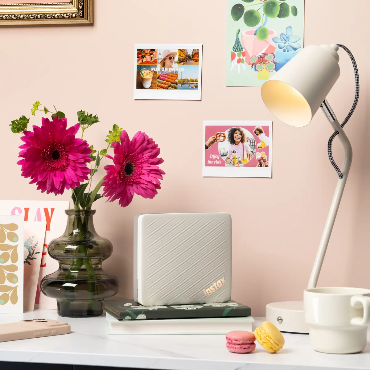 Link WIDE 2 lifestyle image