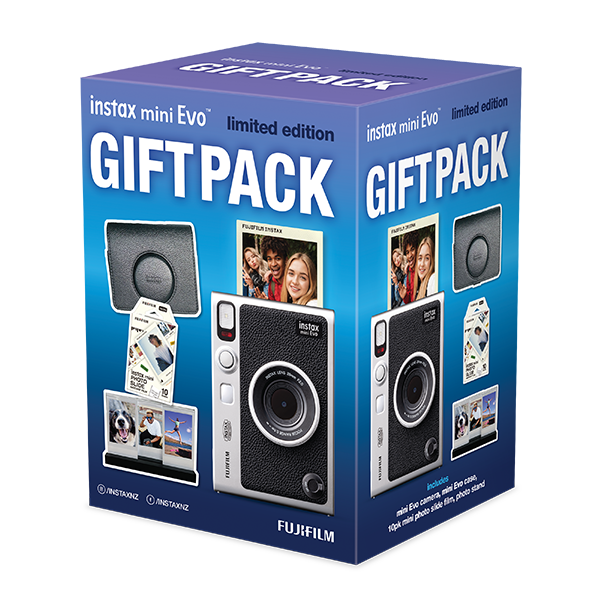 instax mini evo black Ltd Ed Gift Pack